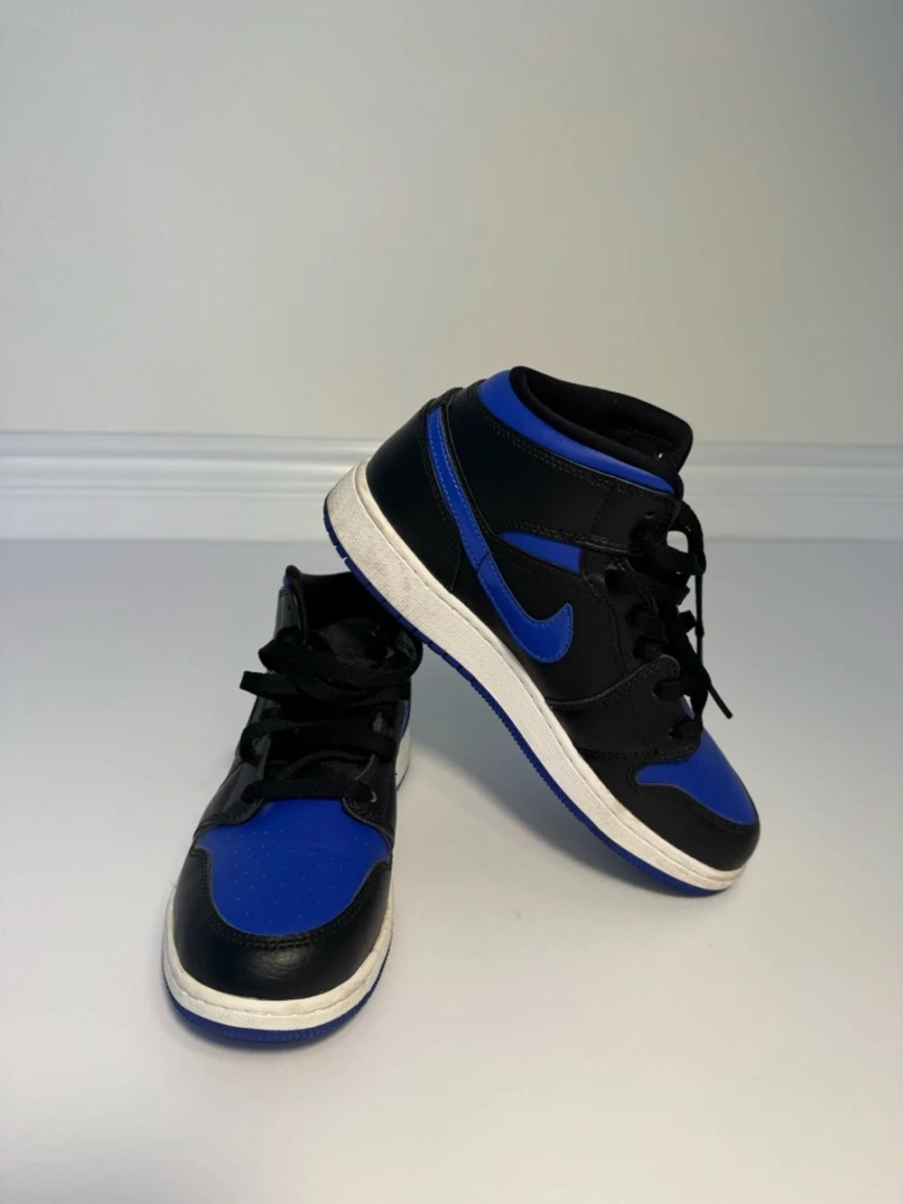 Air Jordan 1 Mid Royal Blue Black 554725-068 GS Size 6Y Youth Sneakers